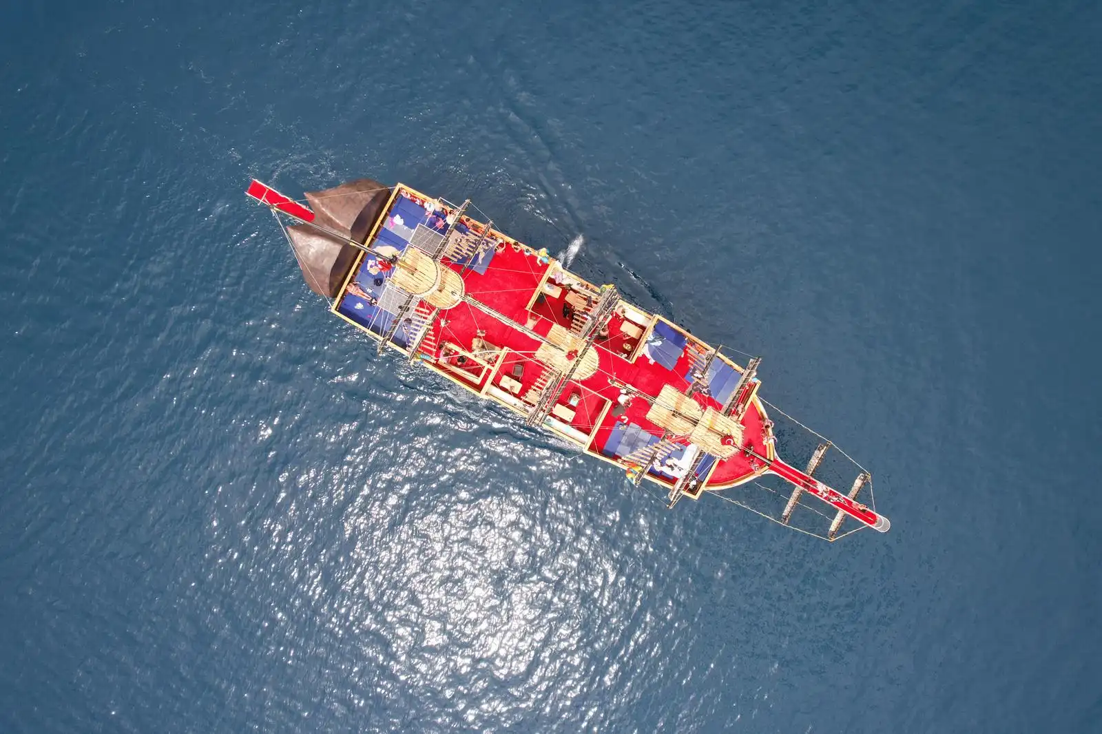 Antalya Kundu Gulet Tekne Kiralama  30M Özel Yapım